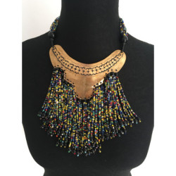 Collier ras-du-cou en perles fabrication artisanale