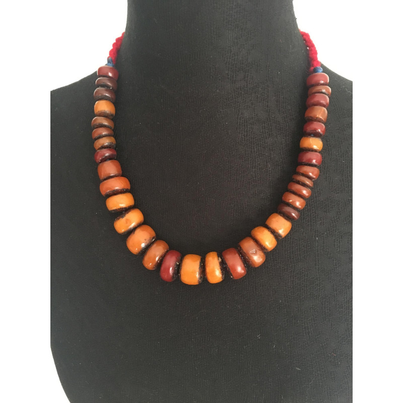 Collier berbère avec anciennes perles réemployées