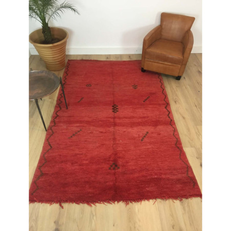 Tapis berbère Beni M'Guild rouge intense