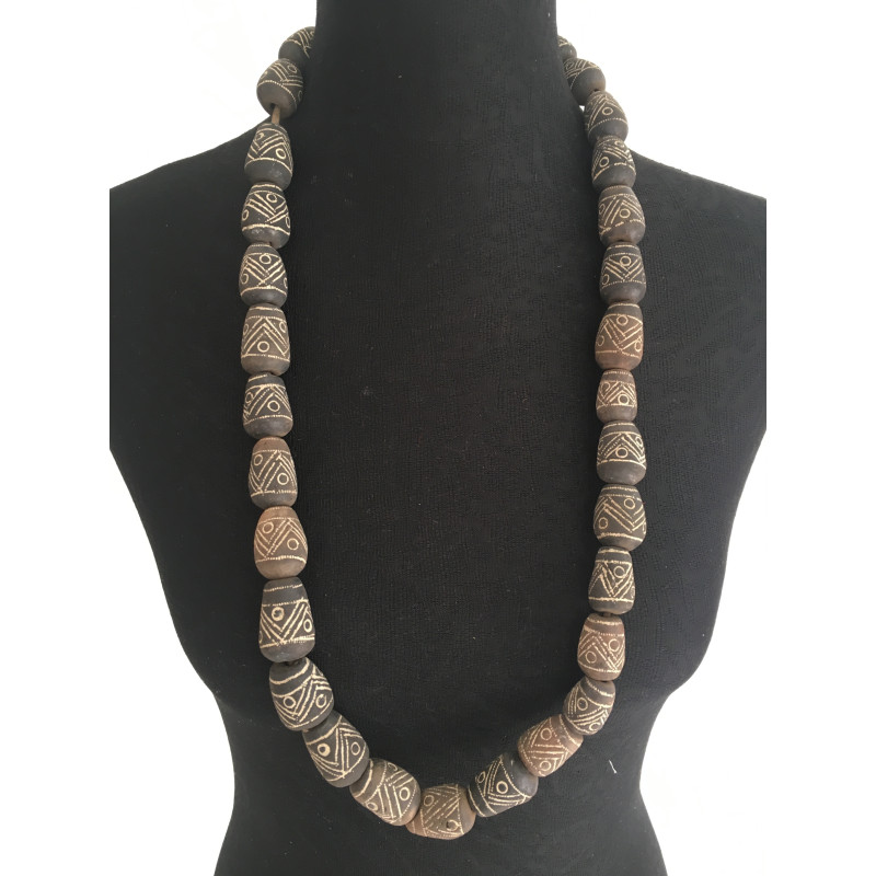 Collier sautoir pierres gravées